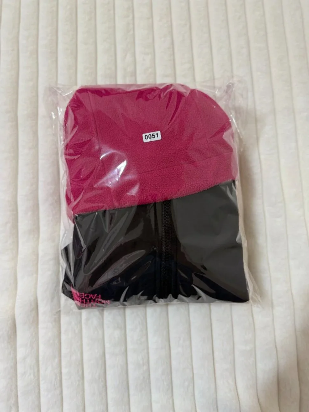 The North Face Girls M 10/12 Pink Black Hooded Fleece Full Zip Jacket  Category: